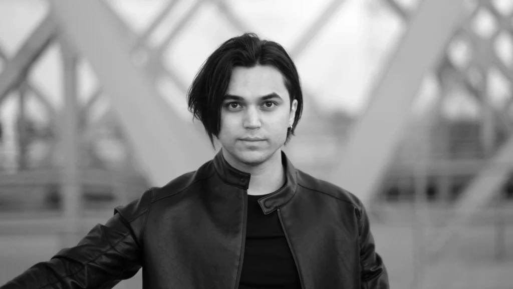Emal Mahdi – Composer und Sound Designer aus Hamburg, Schwarz-Weiß-Porträt